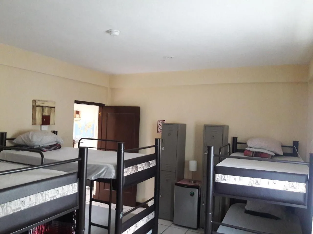 Alme Hostel プレヤデルカーメン