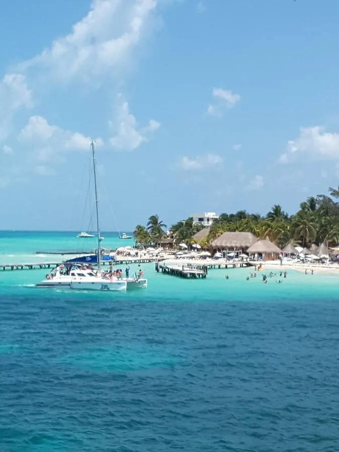 Alme Hostel Playa del Carmen 0*,