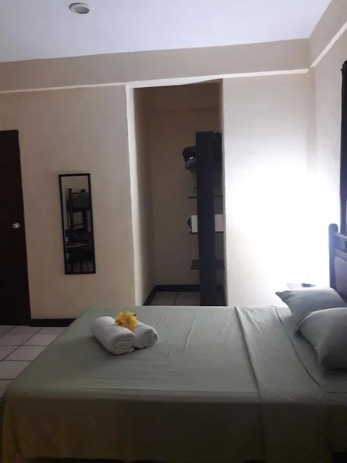 Alme Hostel 普拉亚卡门