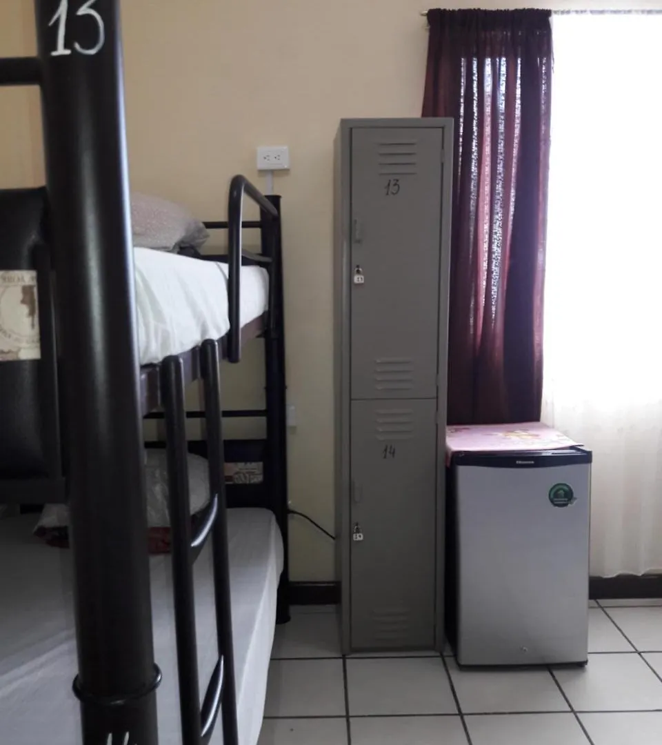 Alme Hostel 普拉亚卡门